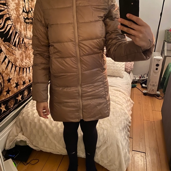 beige puffy 3/4 length coat - Picture 4 of 4